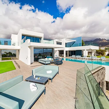 Wellness - Heated Pool, Gym & Games