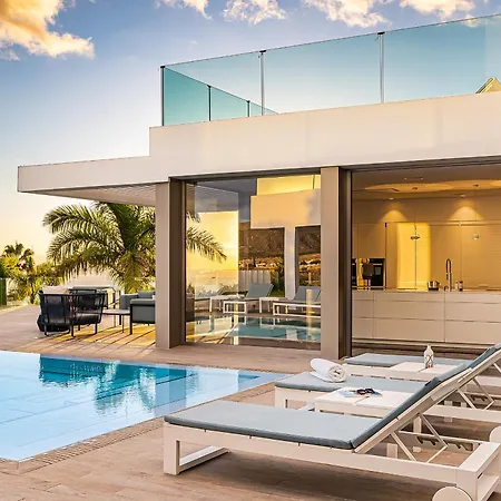 Wellness - Heated Pool, Gym & Games Villa Costa Adeje (Tenerife)